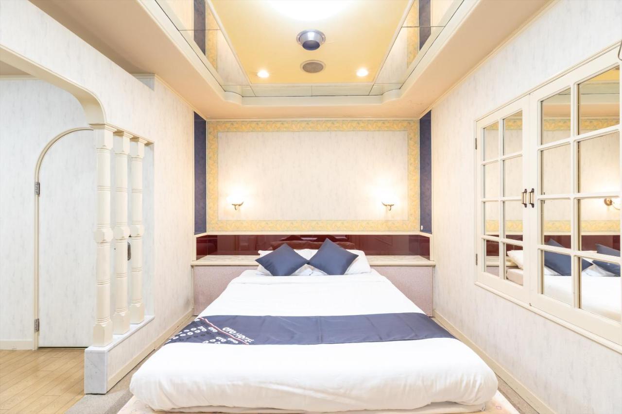 Oyo Hotel Tatsuyoshi Sennan Misakimachi Tannowa Exterior photo